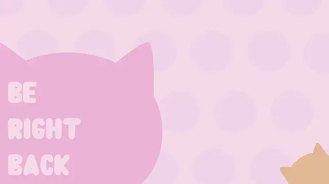 HolyCute stripchat live cam model