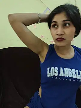 Naughty_Kiara_ stripchat live cam model