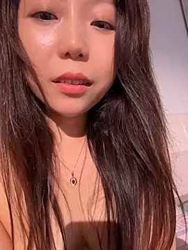xiaoyizi20261 stripchat live cam model
