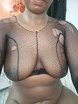 Azariaxxx stripchat live cam model