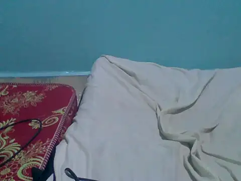 Reeighdoll stripchat live cam model