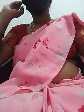 Sathiya01 stripchat live cam model