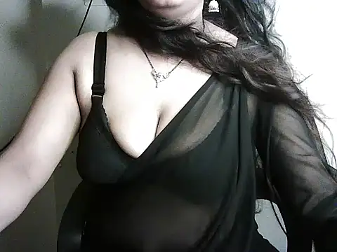 naina_kaur01 stripchat live cam model