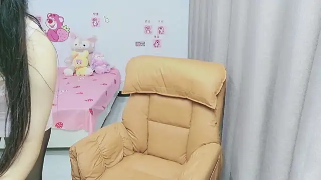 xiaoxuanzaibu stripchat live cam model