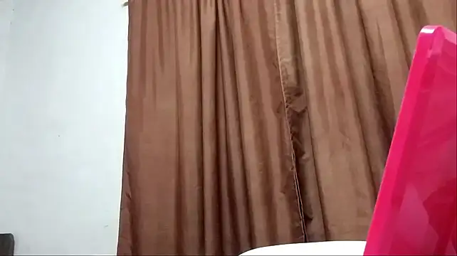 MirtaAyles stripchat live cam model