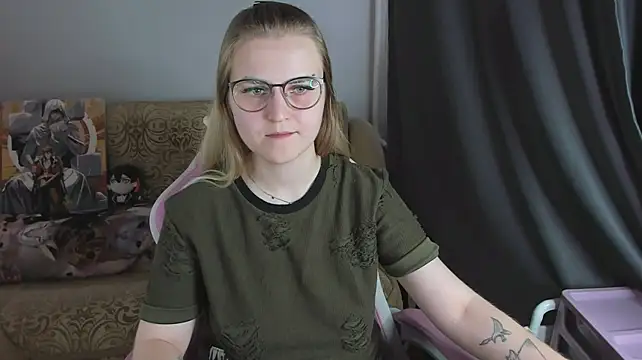 MissBrightShine stripchat live cam model