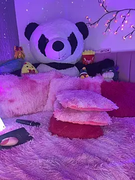 LindaWz_ stripchat live cam model