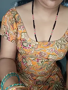 Miss_retika stripchat live cam model