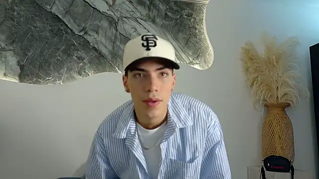 Monyel_Blake stripchat live cam model