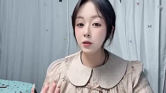 xiaomei1122 stripchat live cam model