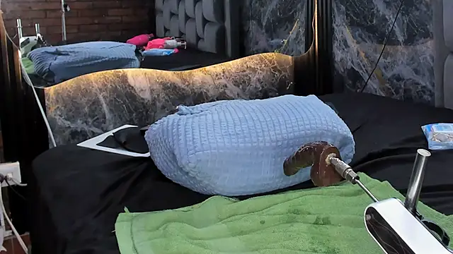 Couple_Gold69 stripchat live cam model