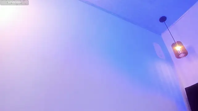 dolly_zoe stripchat live cam model