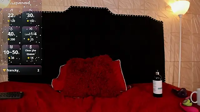 Luna_swweet stripchat live cam model