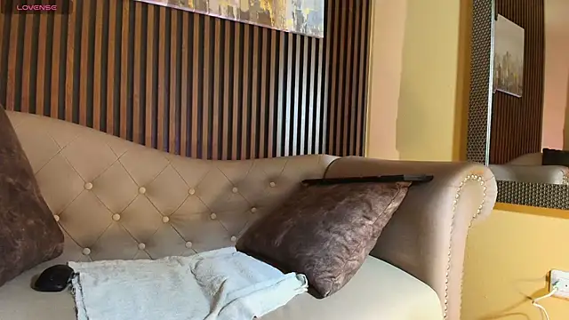 Madame_mature1 stripchat live cam model