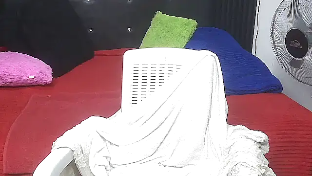Shanttal0272 stripchat live cam model