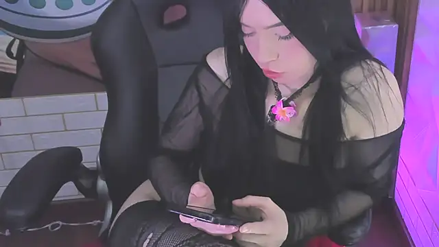 meribeth_haru stripchat live cam model
