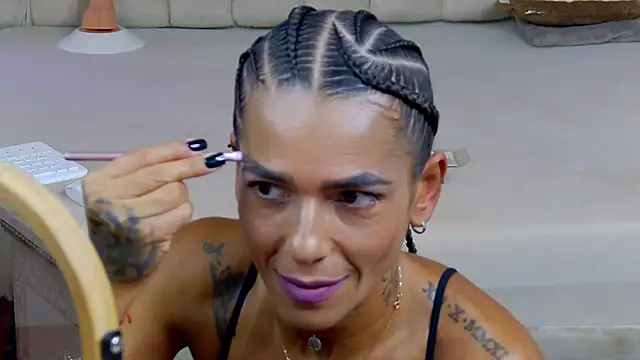 PlayfulShow stripchat live cam model