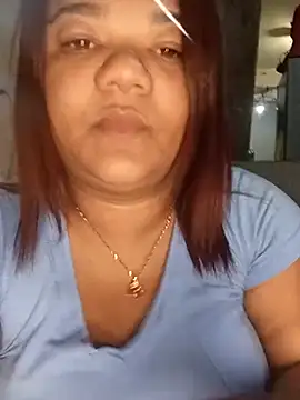 Meellcarioca stripchat live cam model