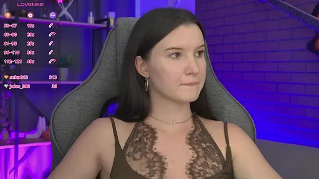 AgataWillis stripchat live cam model