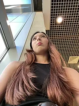 LilluKatten stripchat live cam model