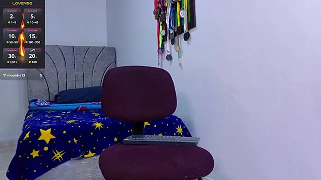 Bryan_robayo5 stripchat live cam model