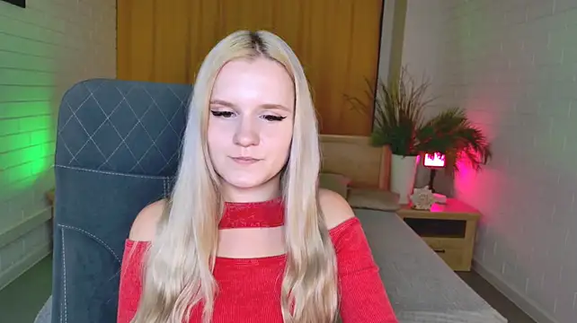 SherriButlers stripchat live cam model