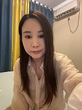xiaoyan-888 stripchat live cam model