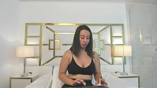 AngelicaLux stripchat live cam model