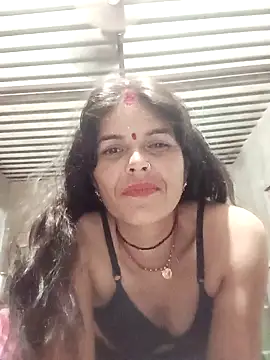 Hocayaraj357 stripchat live cam model