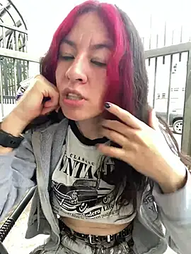 NohaBrooks_Pink stripchat live cam model