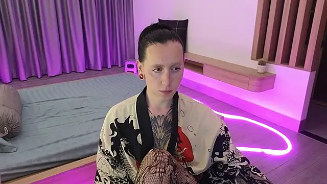 ivo_blake stripchat live cam model