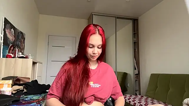 SelenShine stripchat live cam model