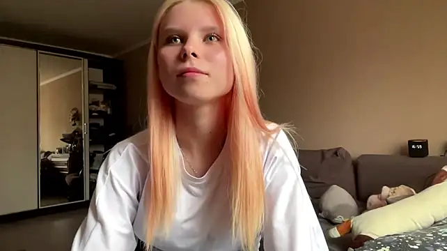 EdwinaDespres stripchat live cam model