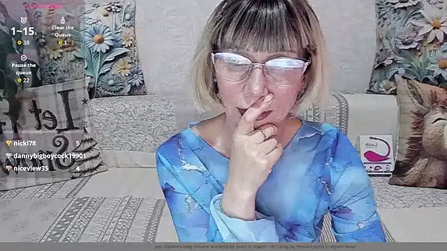 AgataFoxx stripchat live cam model