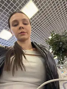 Ttixmila stripchat live cam model