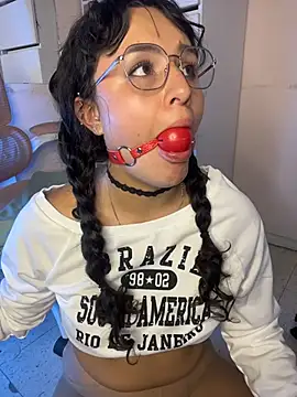 Dannaa_Lovs stripchat live cam model