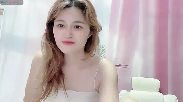 Summer-C stripchat live cam model