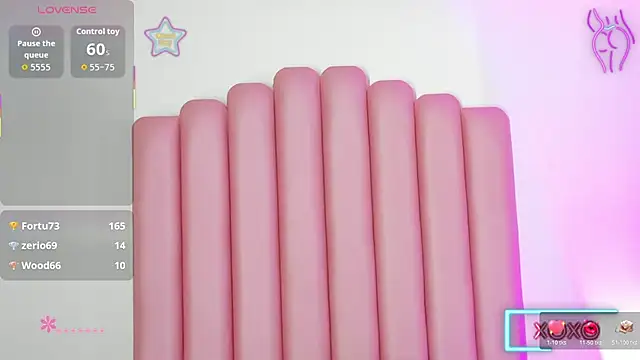 Iviaiko stripchat live cam model