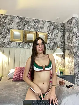 LiaSantos_ stripchat live cam model