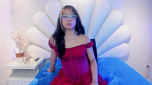 Vyolet_Fire stripchat live cam model