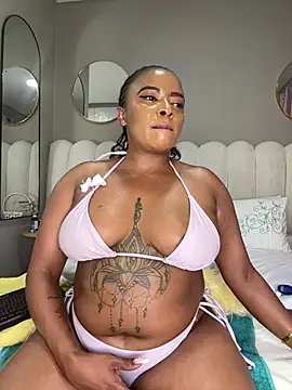 MIAMI9 stripchat live cam model