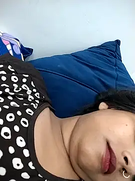 Sexy_Divya__ stripchat live cam model