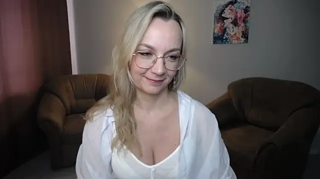Ava_Elior stripchat live cam model