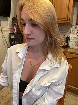SugarDanger stripchat live cam model