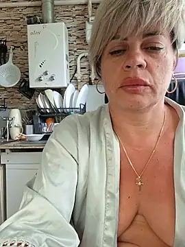 murrr-kitty stripchat live cam model