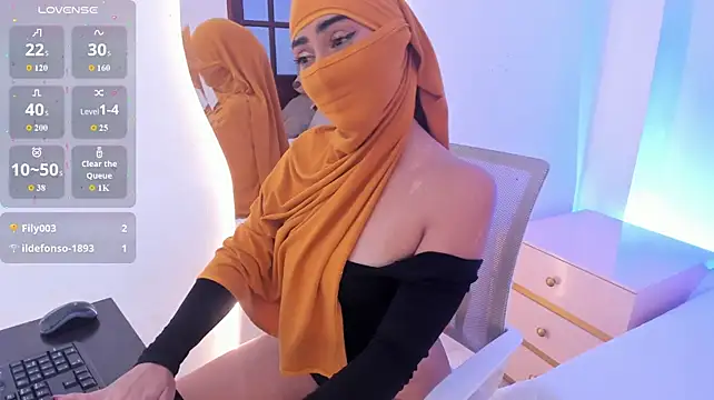 DinaNoor stripchat live cam model