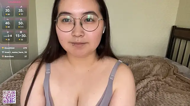 LindaFletcher stripchat live cam model