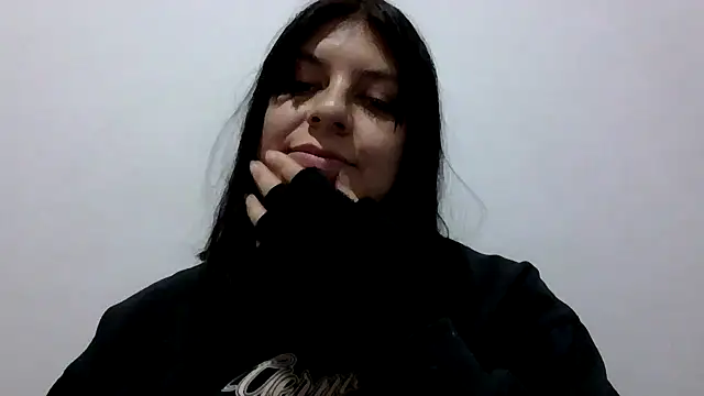 Kate-Pauhl stripchat live cam model