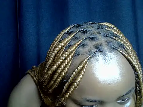 Rae_queen stripchat live cam model