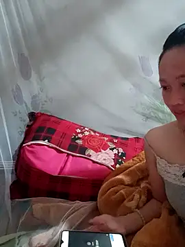little-effy stripchat live cam model